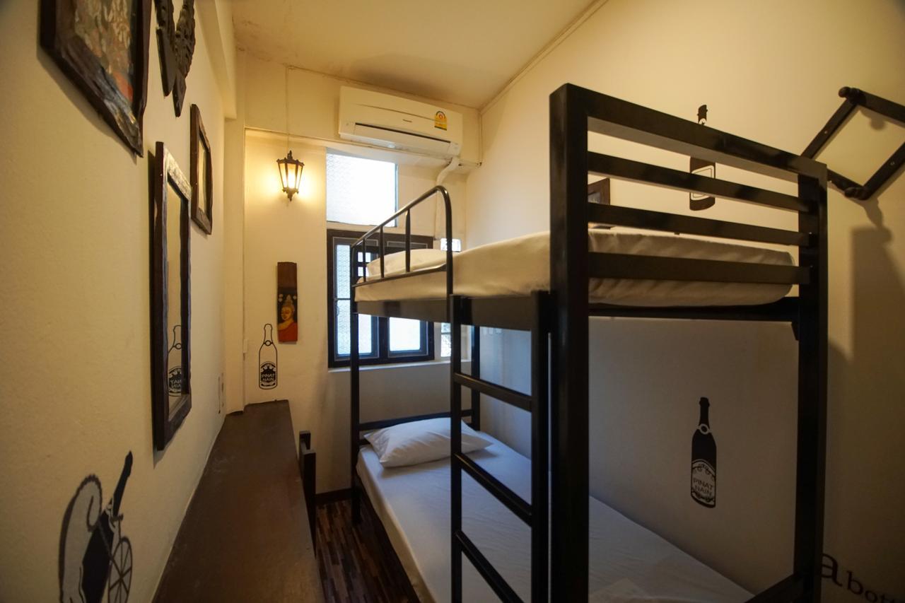 Yha Bangkok Downtown @ Station S3 Hostel Bagian luar foto