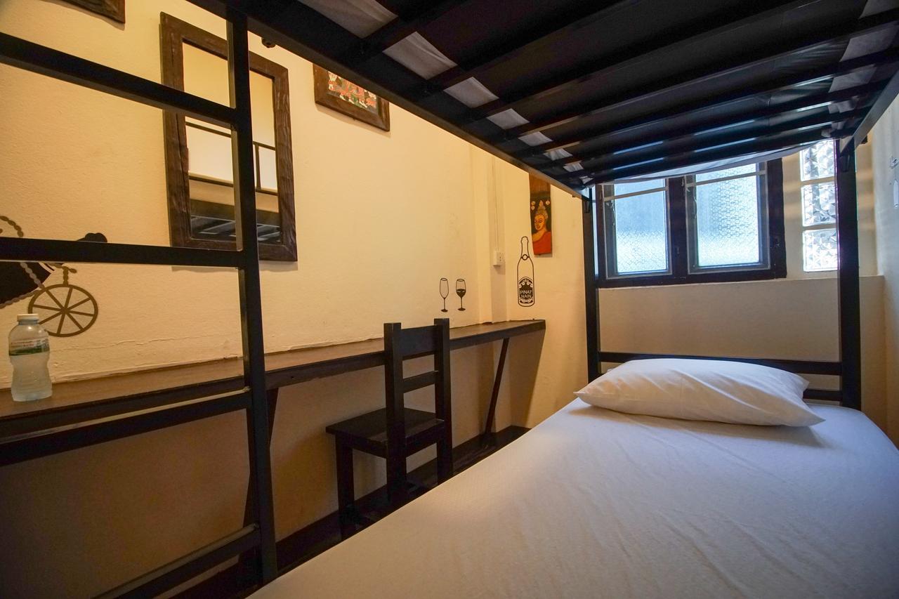 Yha Bangkok Downtown @ Station S3 Hostel Bagian luar foto