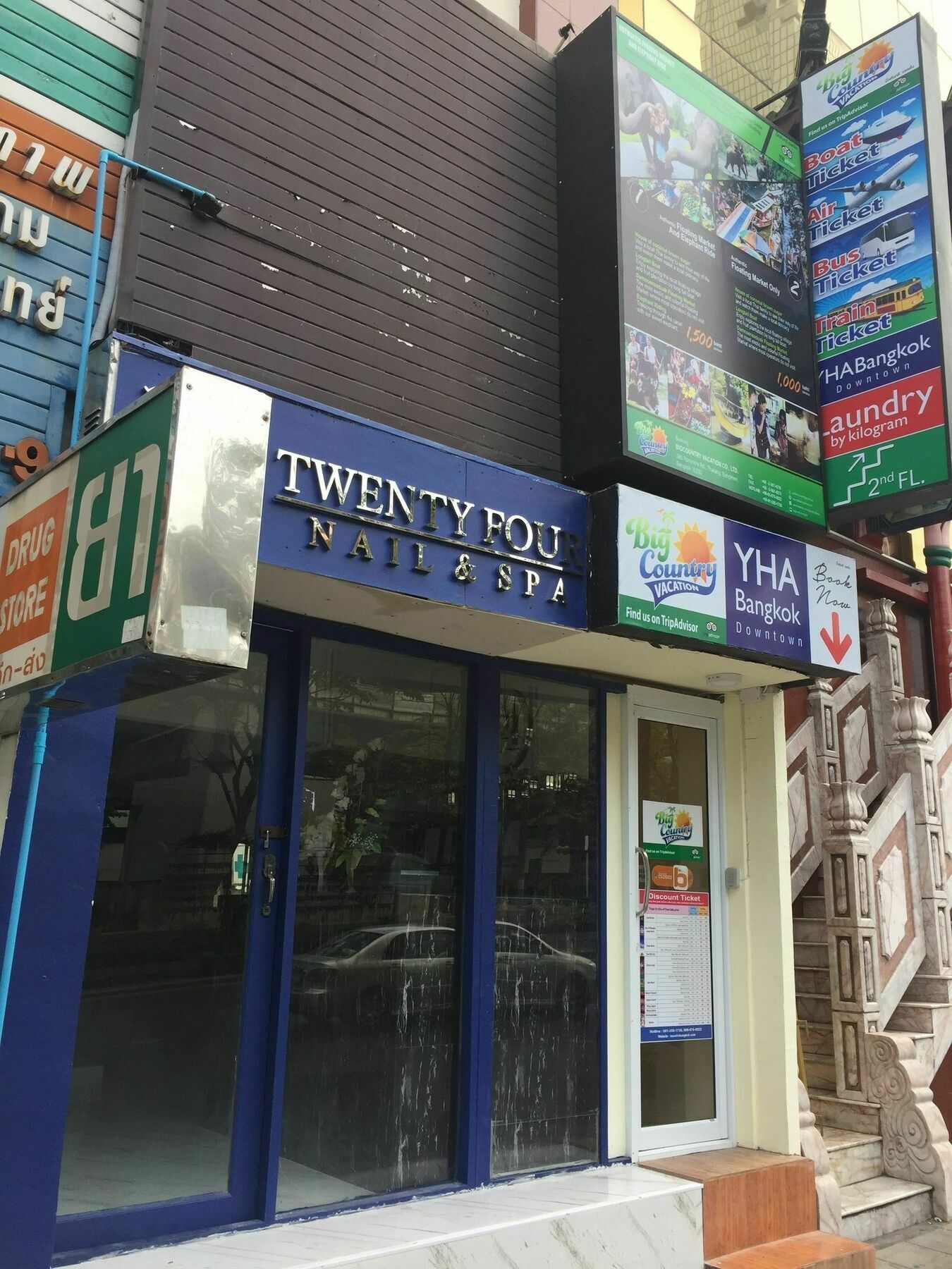 Yha Bangkok Downtown @ Station S3 Hostel Bagian luar foto